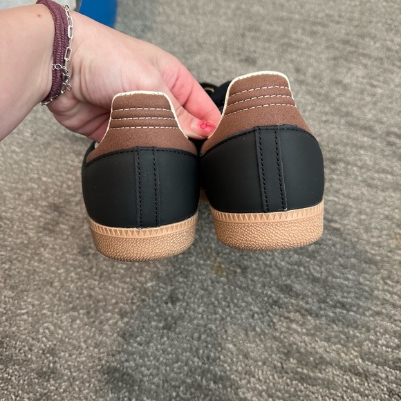 Adidas Black and Cream Sneakers - Picture 4 of 5